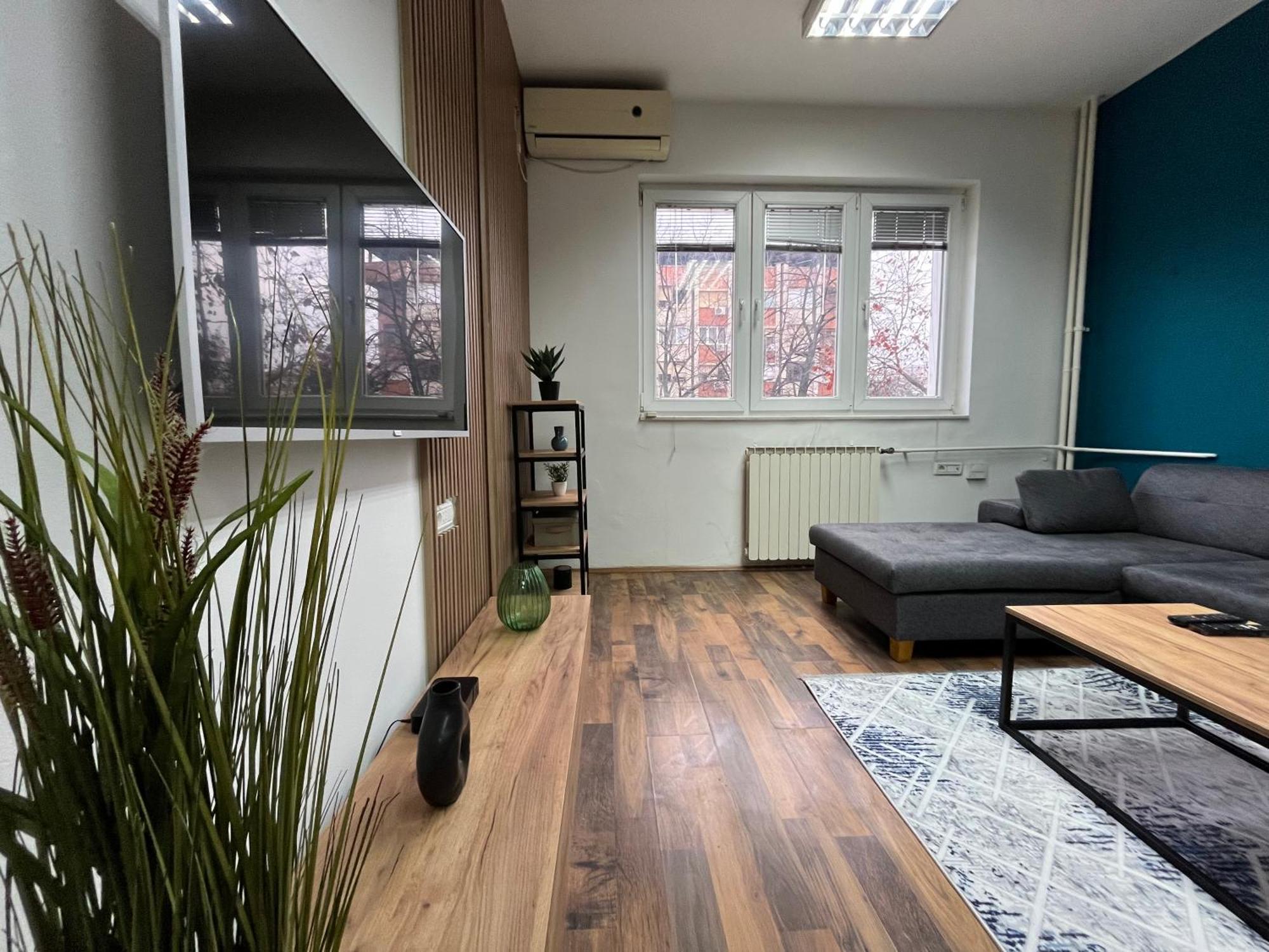 Central M - 5 Apartments Skopje Exterior photo