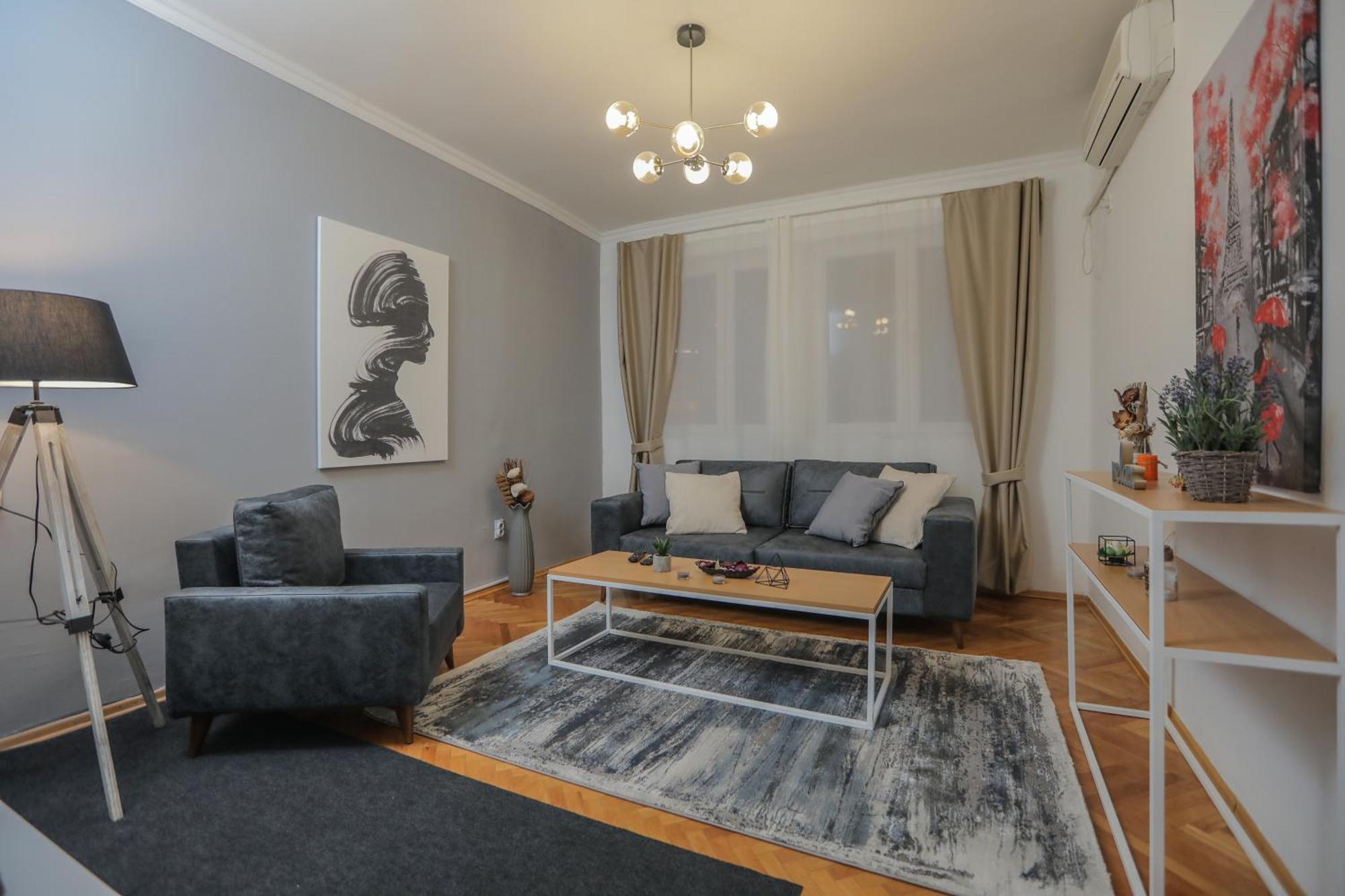 Central M - 5 Apartments Skopje Exterior photo