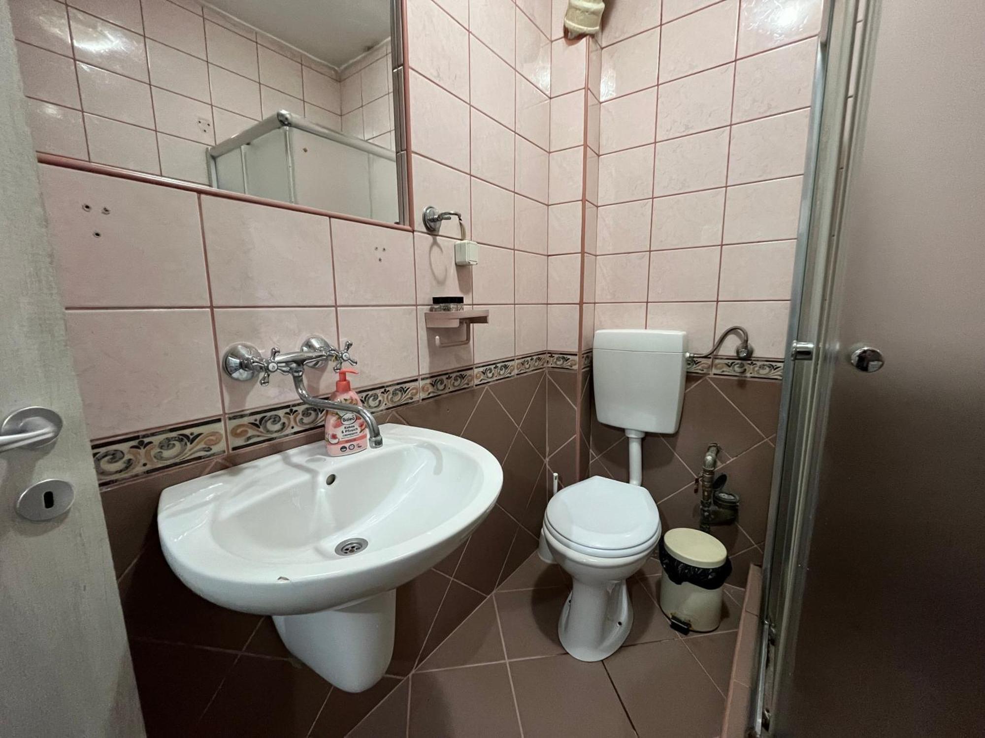 Central M - 5 Apartments Skopje Room photo